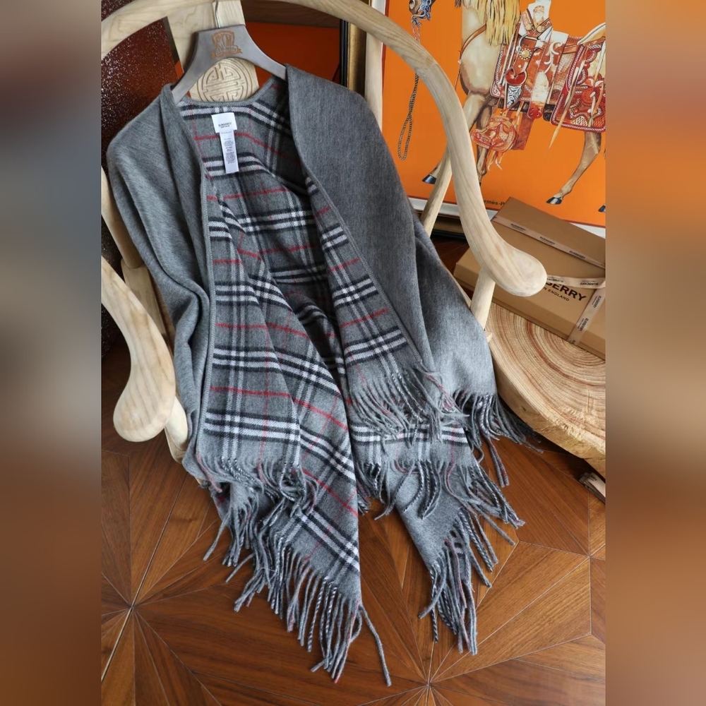 Burberry Gray Check Reversible Fringe Cape